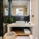 아파트 Elvirtus Naxos City