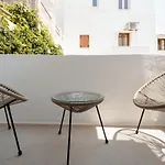 Elvirtus * Naxos City