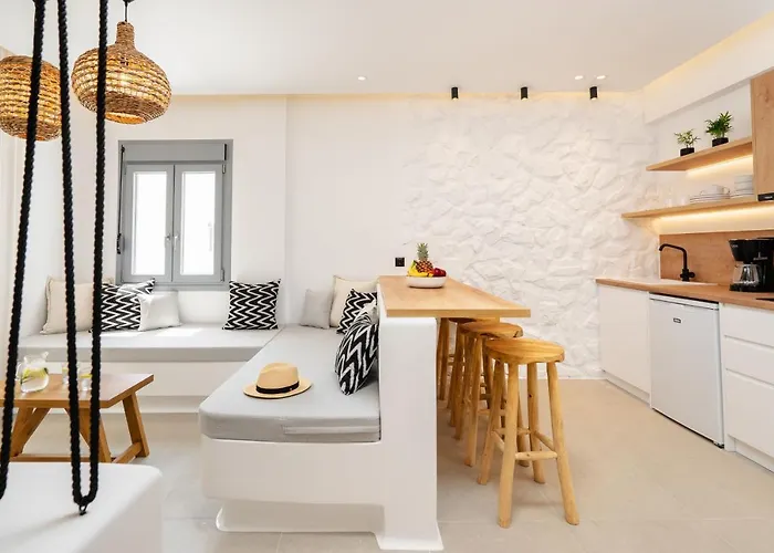 Апартаменты Elvirtus Naxos City